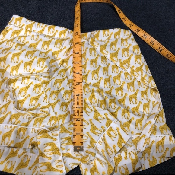Isaac Mizrahi Yellow & White Giraffe Short Sleeve & Shorts Pajama Set Size Small - Picture 15 of 16